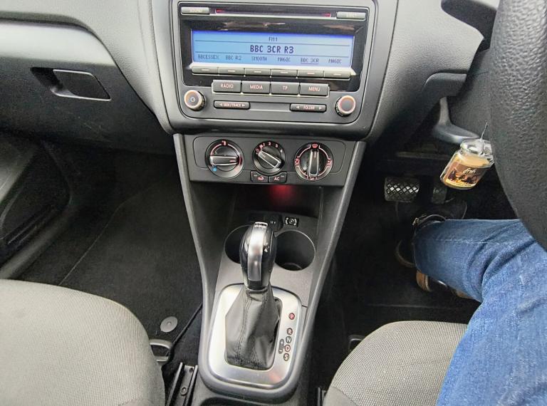 2011 Volkswagen Polo 1.4 SE 5dr DSG HATCHBACK Petrol Automatic