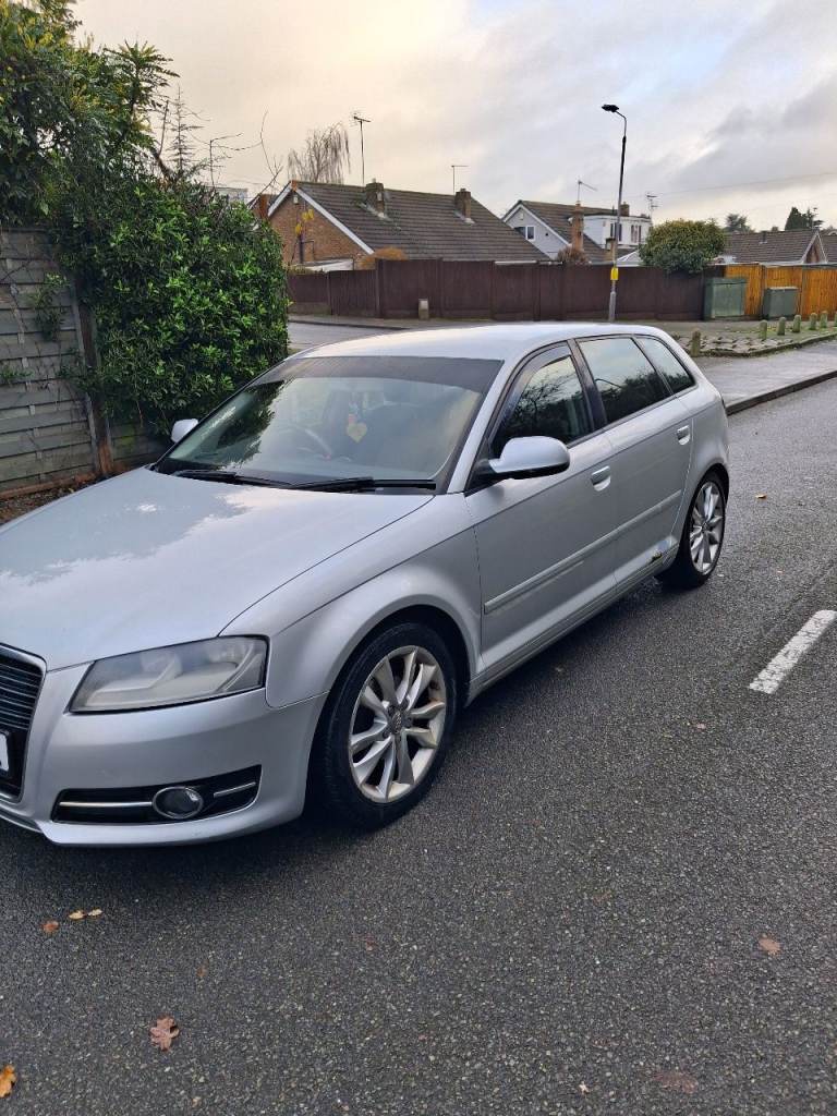 Audi, A3, Hatchback, 2013, Manual, 1598 (cc), 5 doors