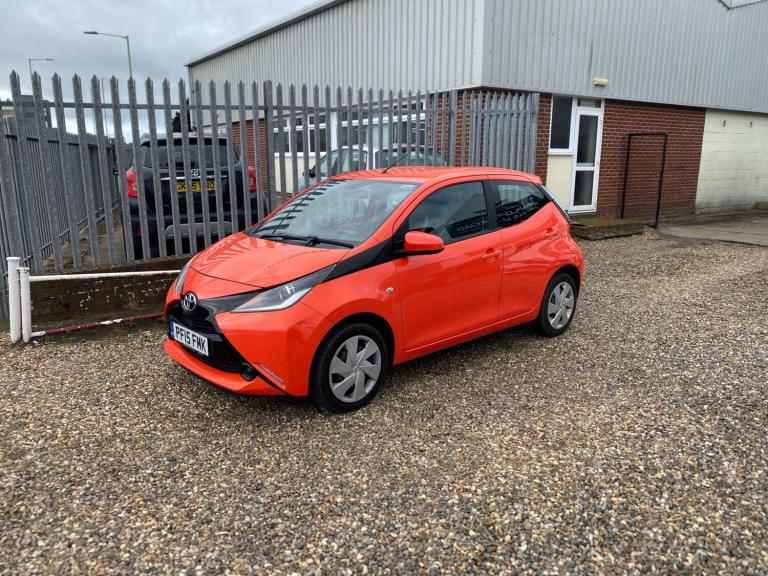 2015 Toyota AYGO 1.0 VVT-i X-Play 5dr HATCHBACK Petrol Manual
