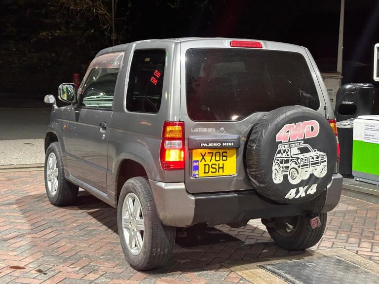 2016 Mitsubishi Pajero PETROL Manual