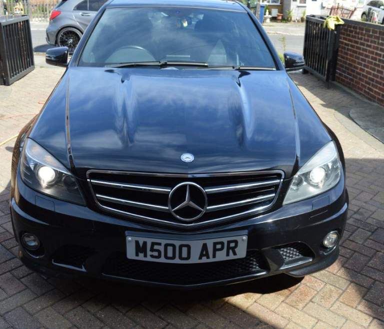 Mercedes C63 AMG 