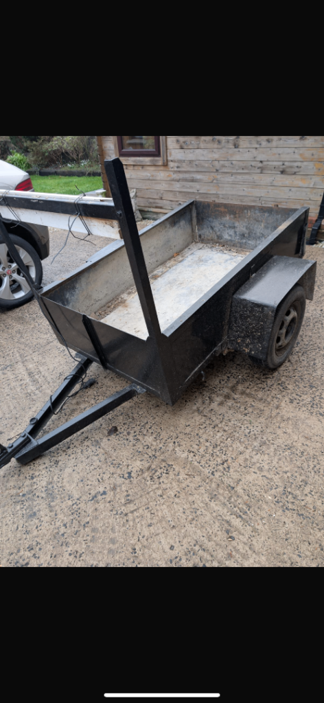 Single axle trailer 