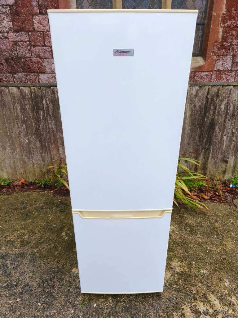 Fridge Freezer FRIDGEMASTER 142 cm * A+ Class Energy 
