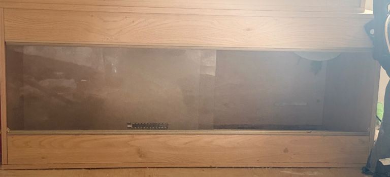 Vivarium measurements in the description 