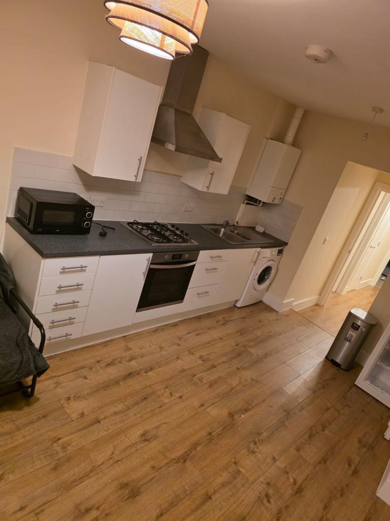 😍 🏡 BEAUTIFUL ONE BEDROOM FLAT 🏬LUTON TOWN 🚊CENTRE 🛍 