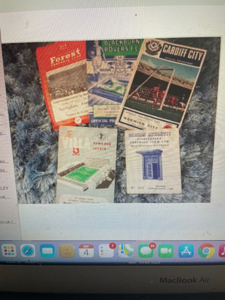 SELECTION OF MIXED FOOTBALL PROGRAMMES