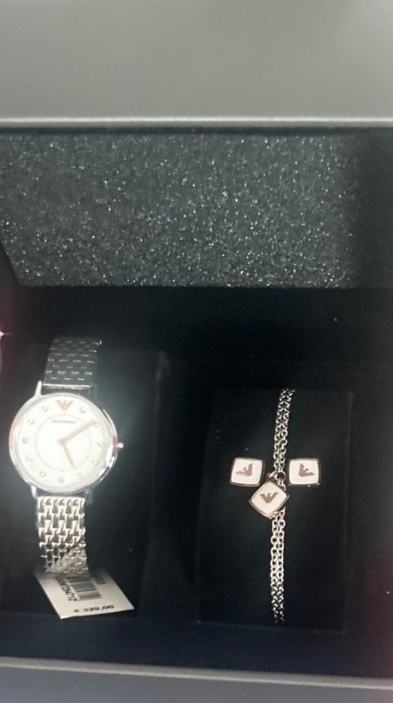 Emporio Armani Ladies Watch and Jewellery Gift Set AR80023