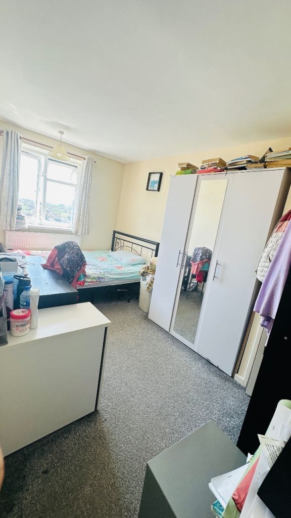 Nice locating semi double room for single professional female