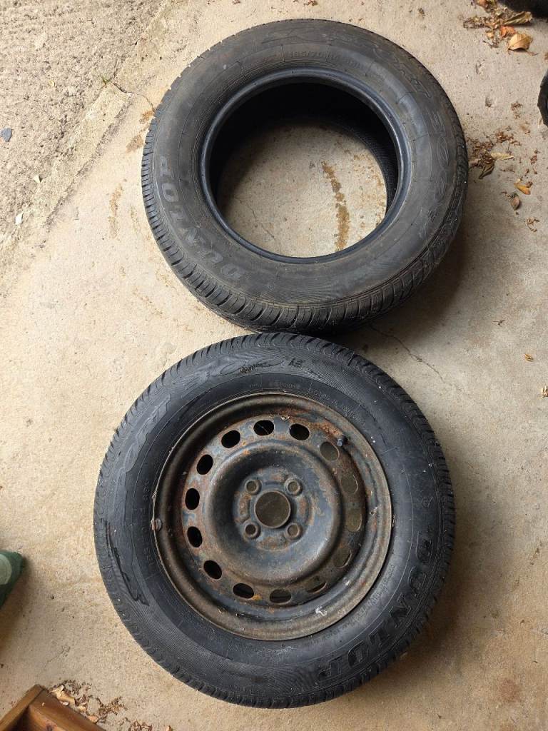 2 tyres