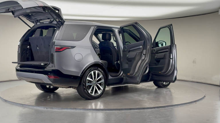 2021 Land Rover Discovery 3.0 D300 MHEV R-Dynamic HSE SUV 5dr Diesel Auto 4WD Euro 6 (s/s) (300 p...