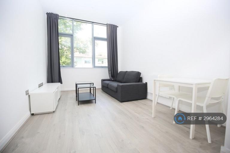1 bedroom flat in The Co-Operative Building, Coventry, CV1 (1 bed) (#2964284)
