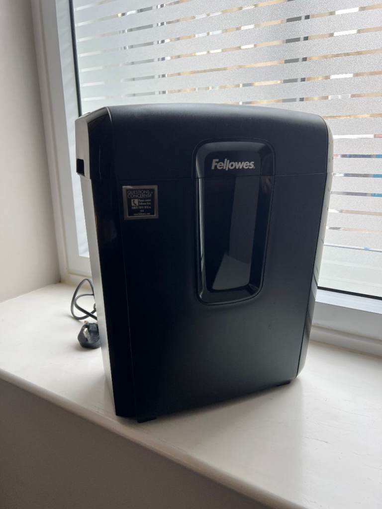 Fellowes 8C Paper Shredder