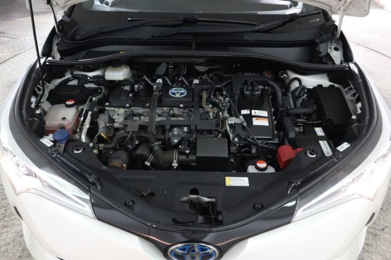 2017 Toyota C-HR 1.8 VVT-h Excel SUV 5dr Petrol Hybrid CVT Euro 6 (s/s) (122 ps) HATCHBACK PETROL...