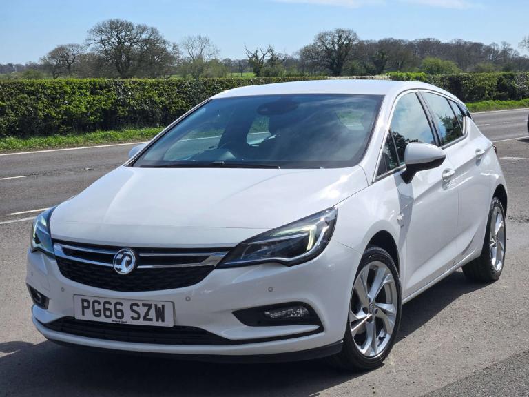 2017 Vauxhall Astra 1.4i 16V SRi 5dr HATCHBACK PETROL Manual