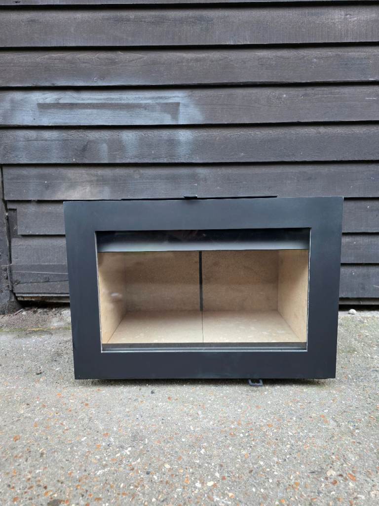 5kw inset wood log burner stove. Fully refurbished.
