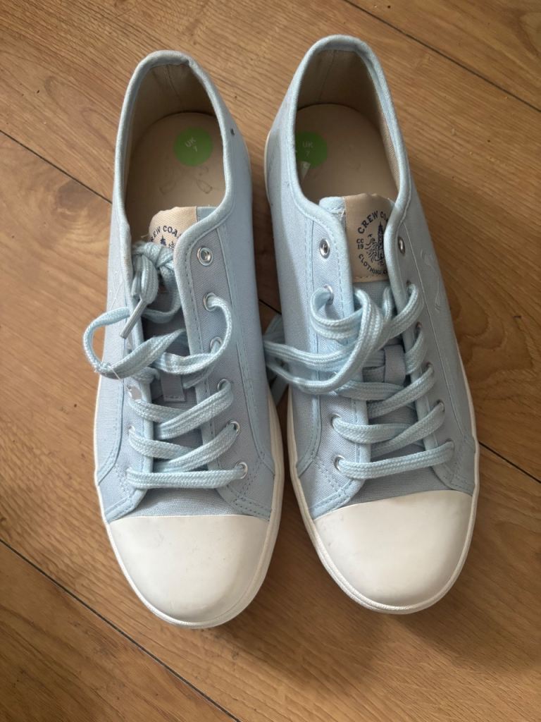 Unworn - Crew Clothing Canvas Plimsolls size 7 - Cost £59