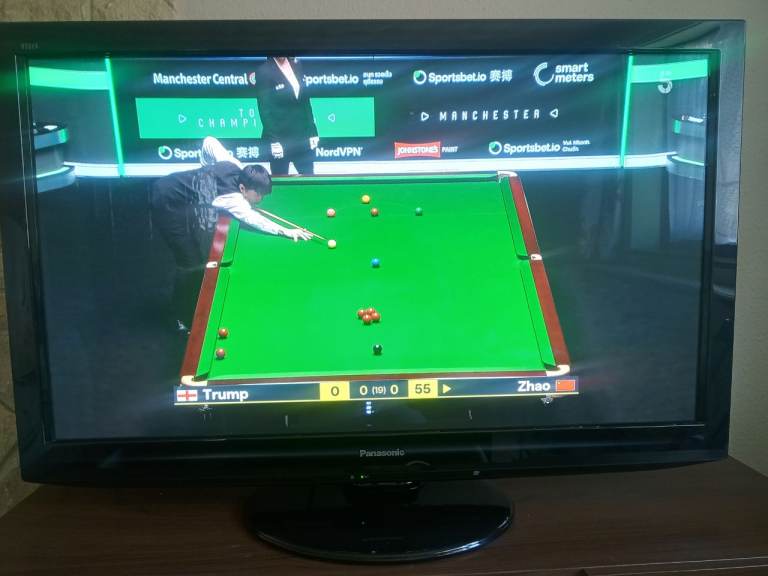 Panasonic Viera 42" Plasma HD TV inc Freesat 