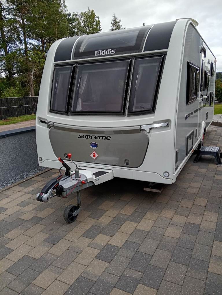 Elddis Supreme 586 2020 fixed bunk beds 6 berth caravan 