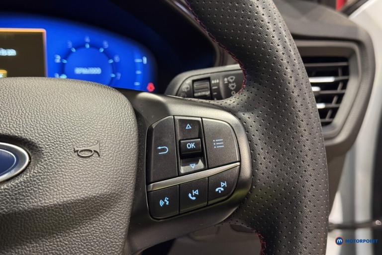 2022 Ford Focus 1.0 EcoBoost Hybrid mHEV 155 ST-Line Vignale 5dr Hatchback Petrol Manual