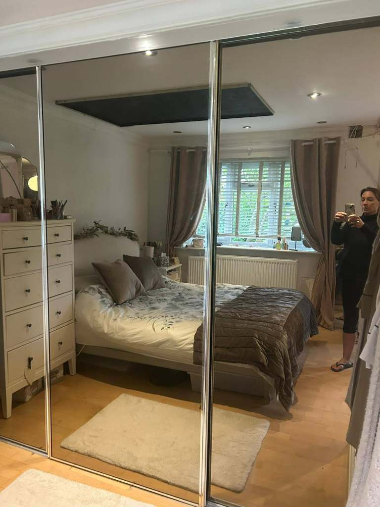 Mirrored wardrobe FREE 