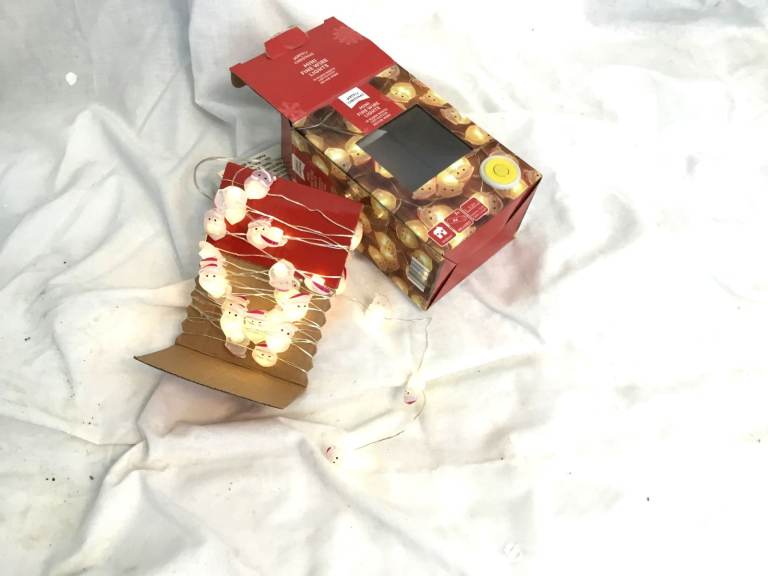 NEW Set 50 LED Santas Mini Christmas Lights Includes Batteries