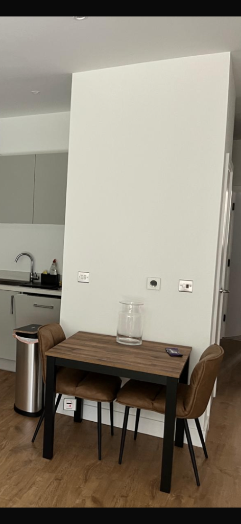 Dining table and 2 chairs 