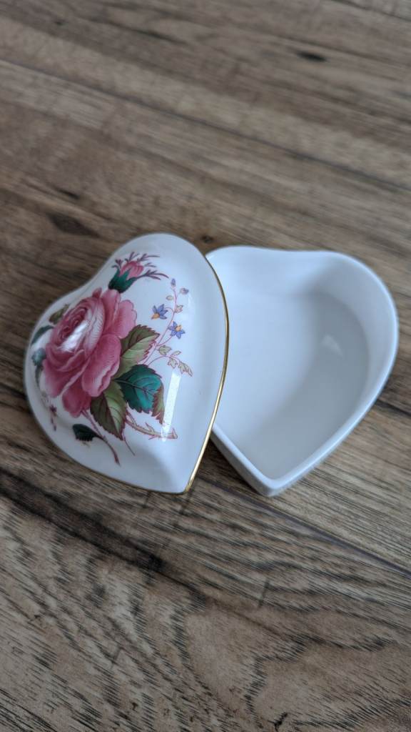 Vintage Spode Bone China Heart Floral Trinket Box