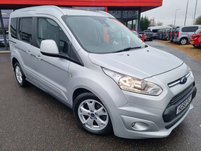 2019 Ford Tourneo Connect 1.5 TDCi Titanium MPV 5dr Diesel Powershift Euro 6 (s/s) (120 ps) MPV D...