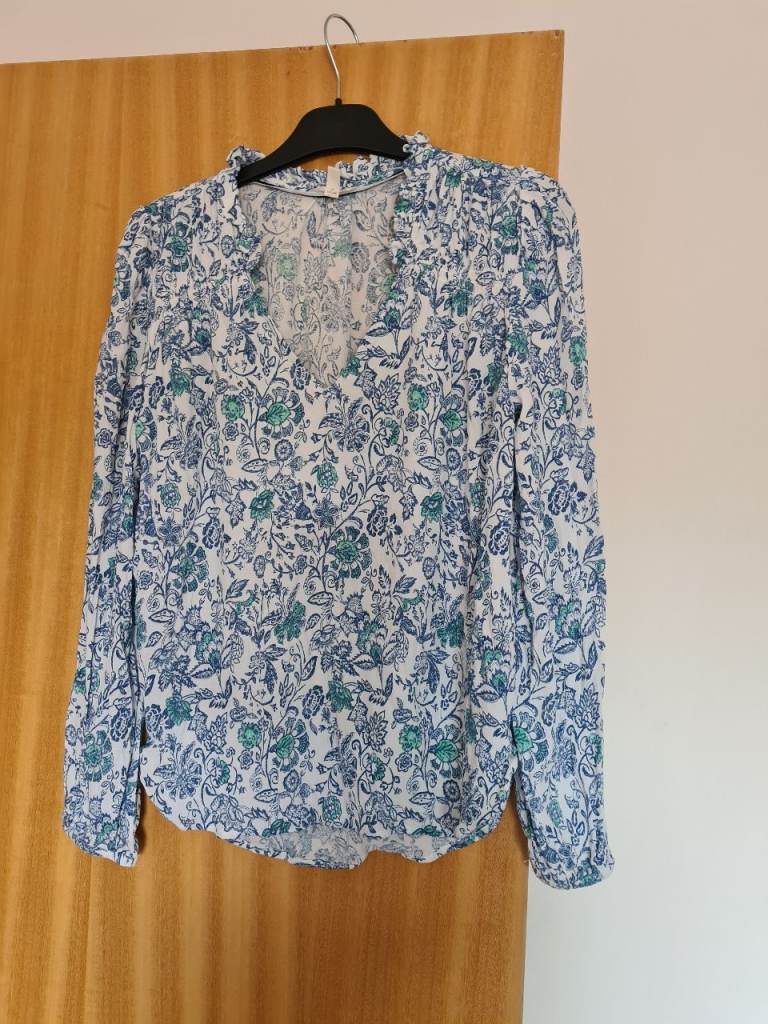 M&S Per Una floral notch neck blouse, size 8