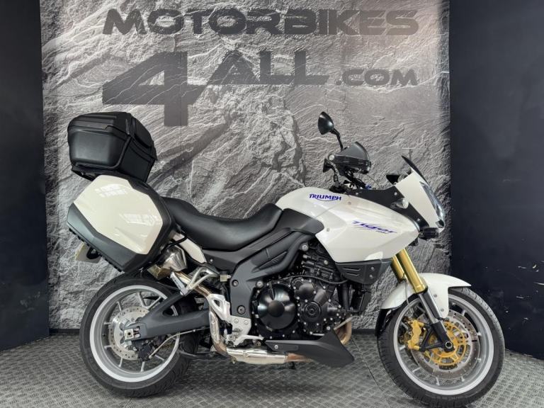 TRIUMPH TIGER 1050 2011