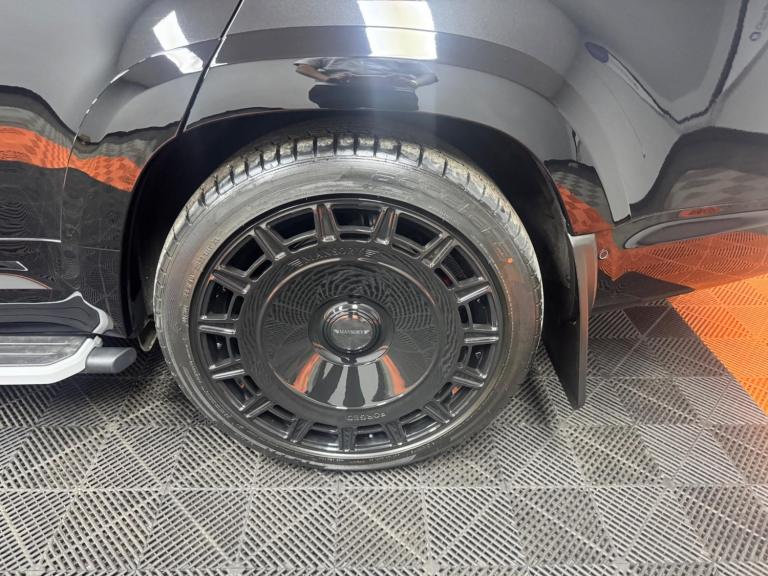 2023 Land Rover Defender 130 3.0 D300 MHEV X Auto 4WD Euro 6 (s/s) 5dr ESTATE Diesel Automatic