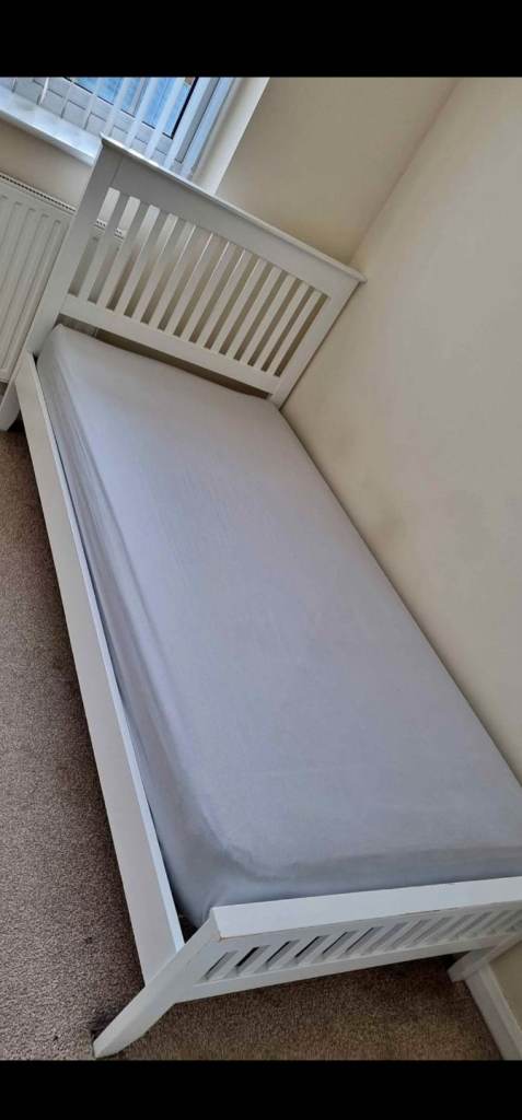Single bed base + FREE DELIVERY 