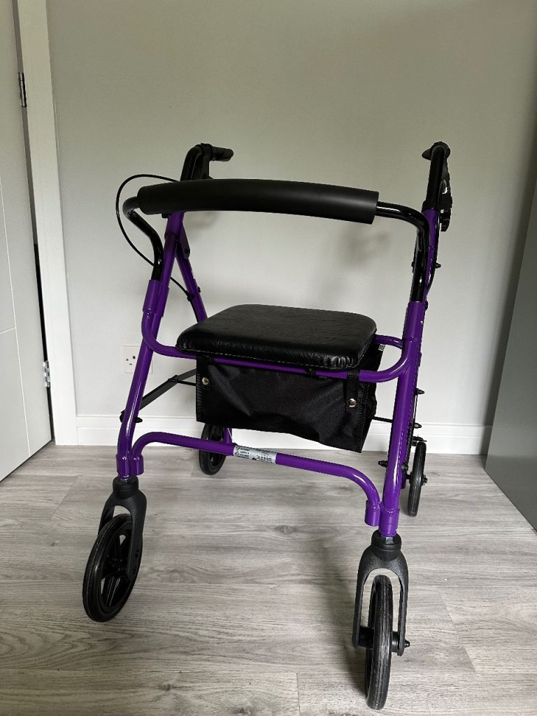 Mobility walker 