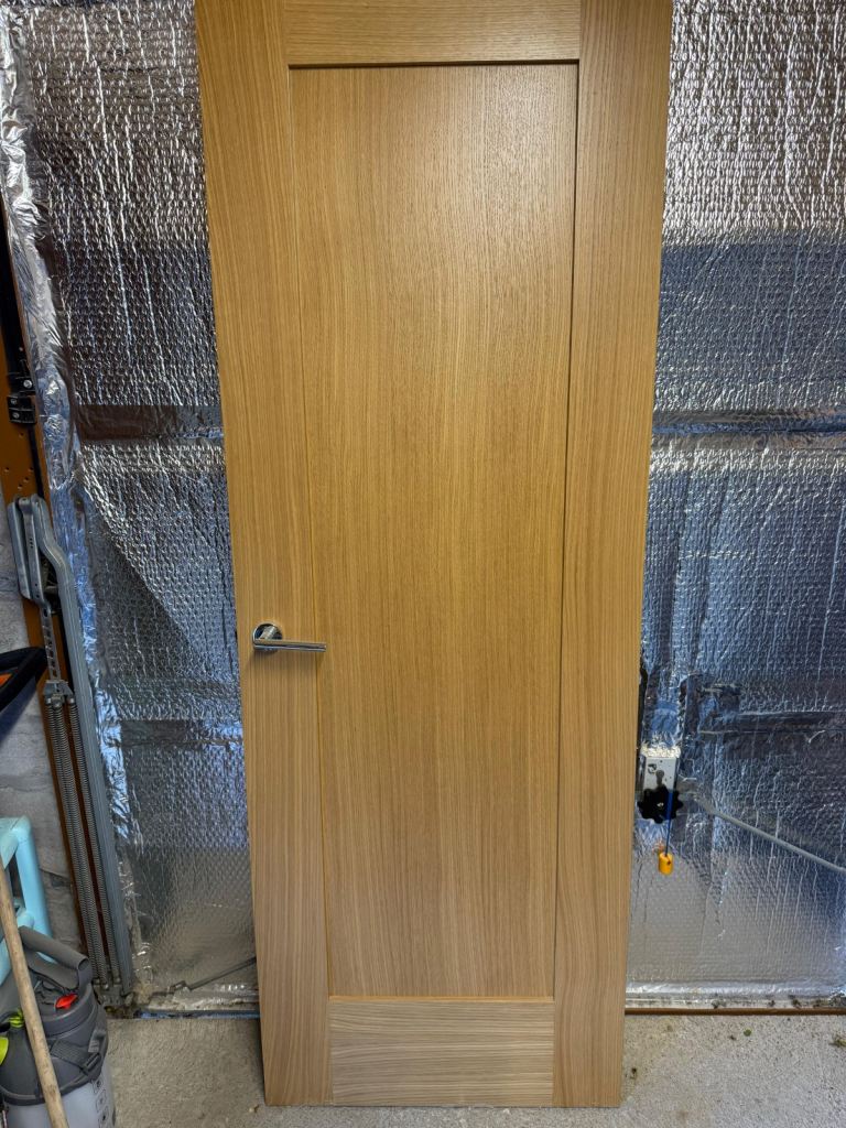2x solid oak internal doors