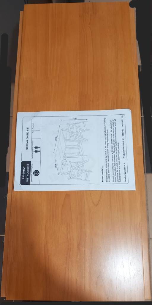 Julian Bowen Savoy Natural Wood Dining Set (assembled)