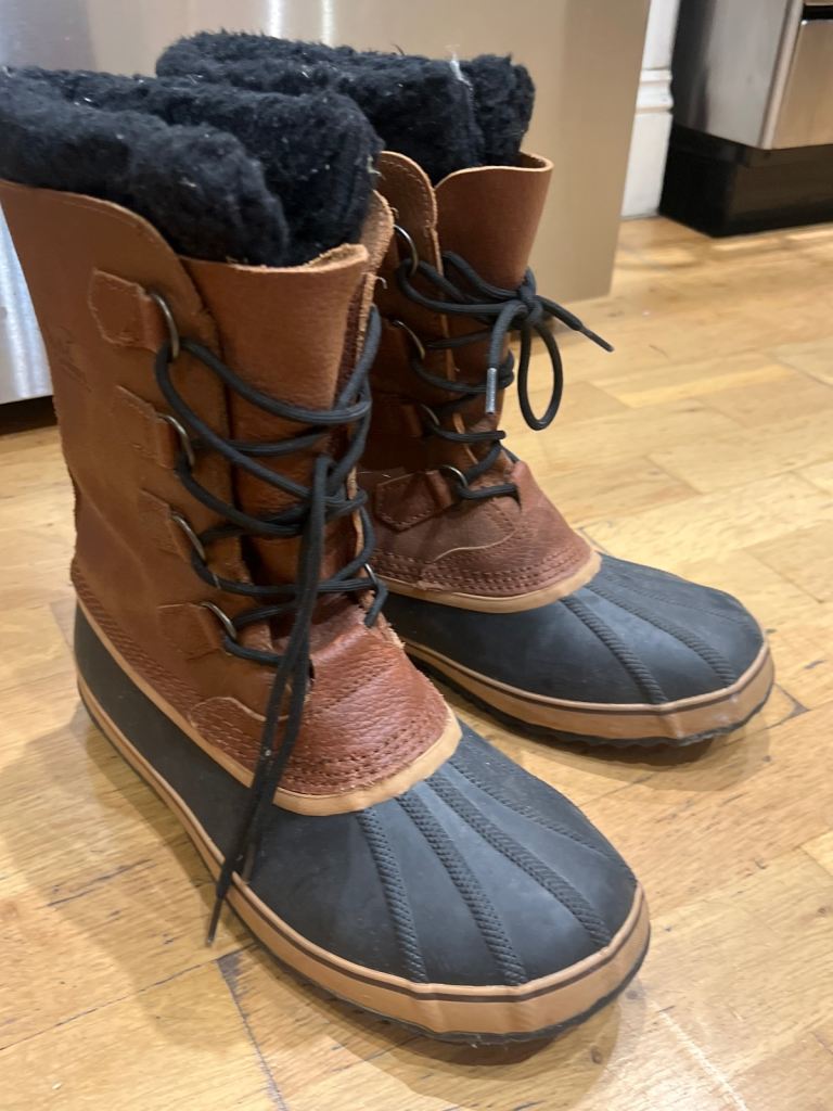 image for Sorel Caribou Leather size 11.5