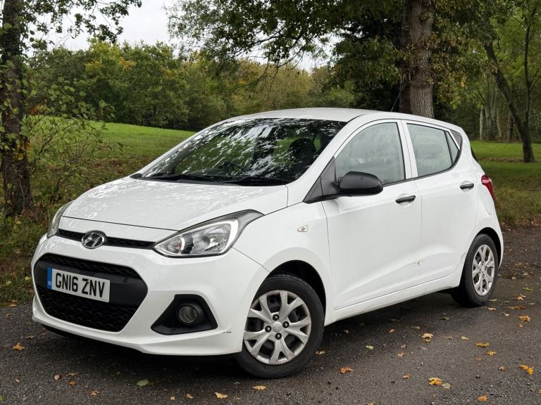 2016 Hyundai i10 S Blue Drive 1.0 Petrol – One Owner – £20 Tax - 39,000 Miles 