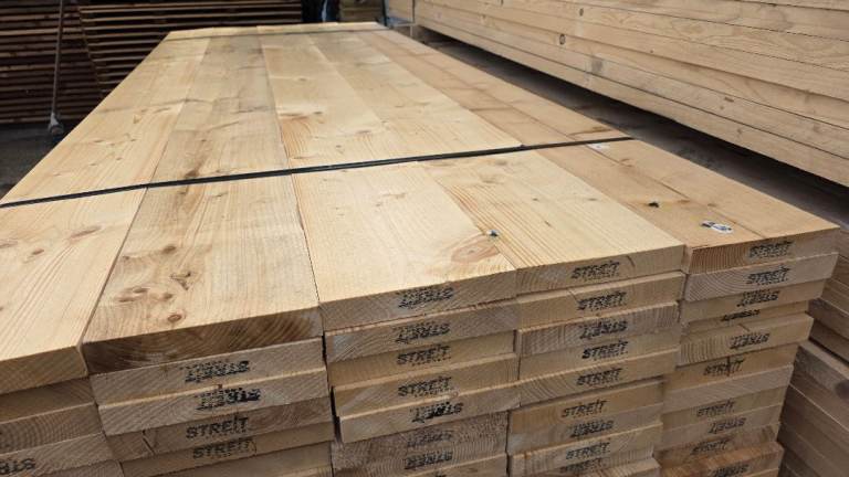 🪚 German White Wood Scaffold Boards