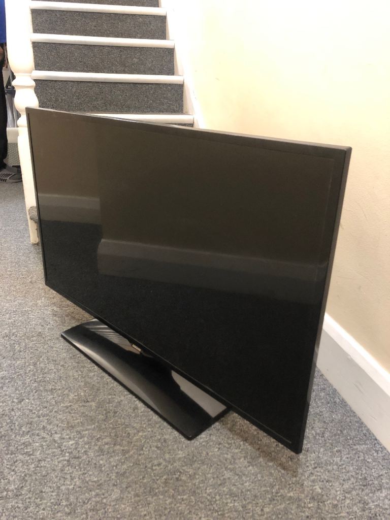 SAMSUNG UE425000AK 42" TV – CLEAR PICTURE, SMART DESIGN