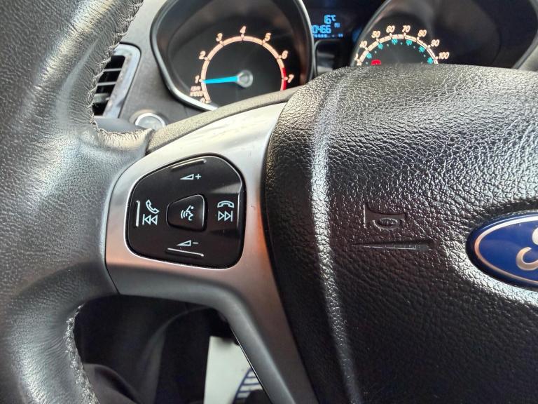 2013 Ford Fiesta 1.0T EcoBoost Titanium X Euro 5 (s/s) 5dr HATCHBACK Petrol Manual