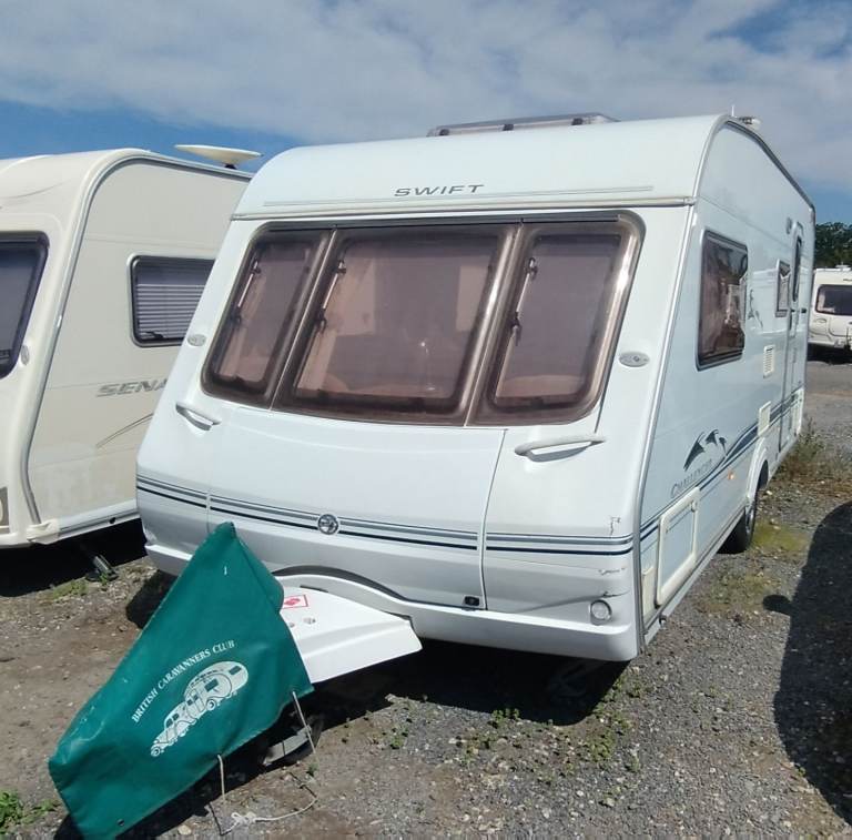 SWIFT CHALLENGER 2005 "Solar panel"