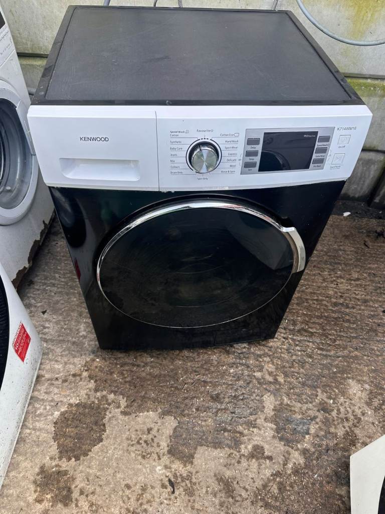 9kg  Washing Machine - Black & White, Good Condition