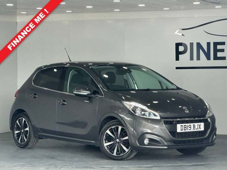 2019 Peugeot 208 1.2 PureTech 82 Tech Edition 5dr [Start Stop] HATCHBACK PETROL Manual