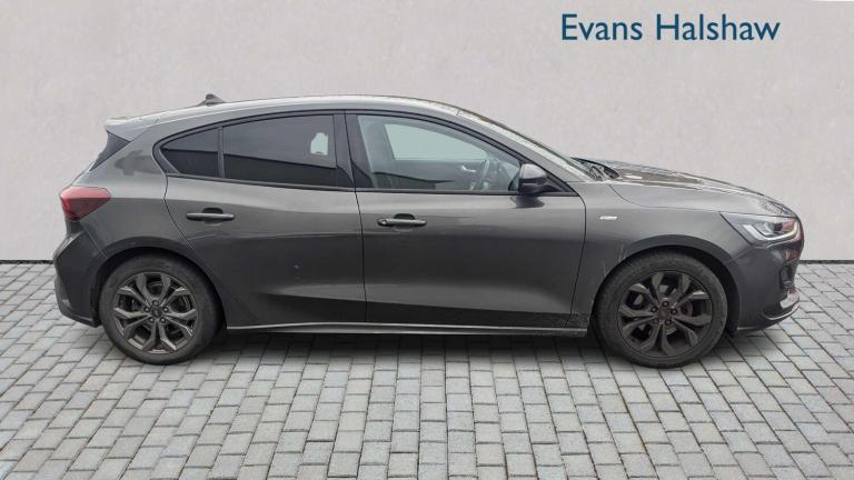 2022 Ford Focus 1.0 EcoBoost ST-Line 5dr Hatchback Petrol Manual