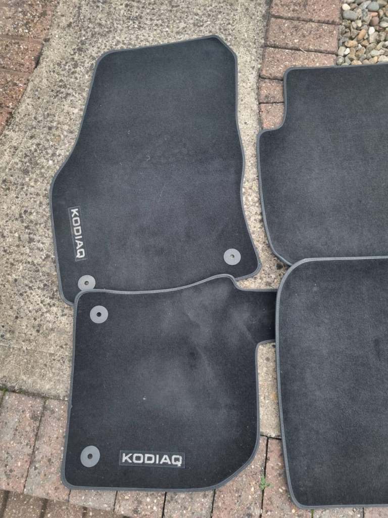 Skoda kodiaq official carpet car mats 