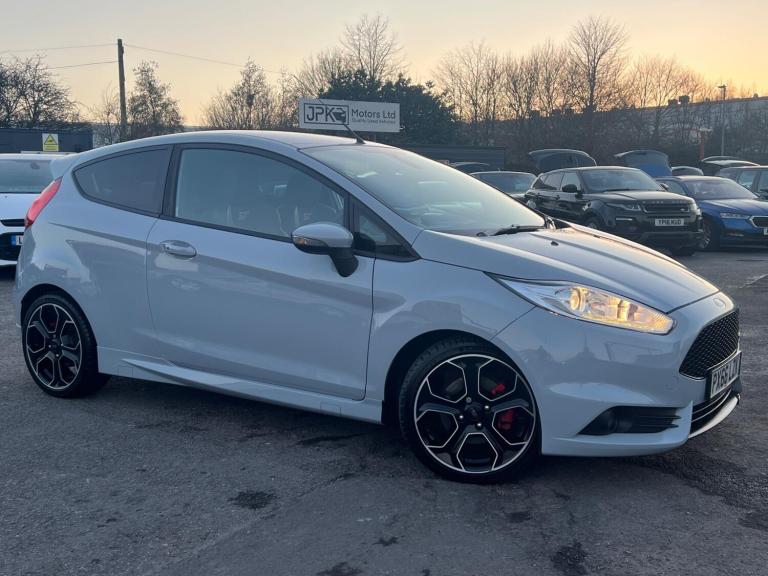 2016 Ford Fiesta 1.6 EcoBoost ST-200 3dr HATCHBACK PETROL Manual