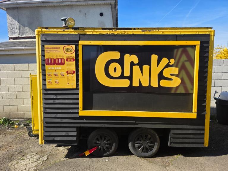 Food Trailer / Catering Trailer – Fully Equipped, Ready to Go