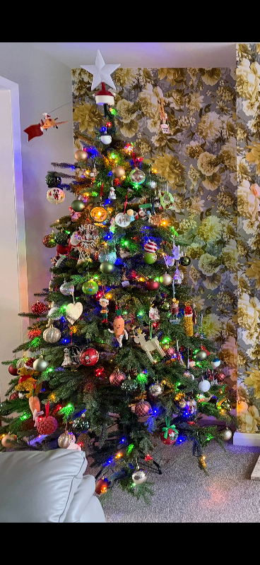 Prelit coloured Christmas tree 6ft