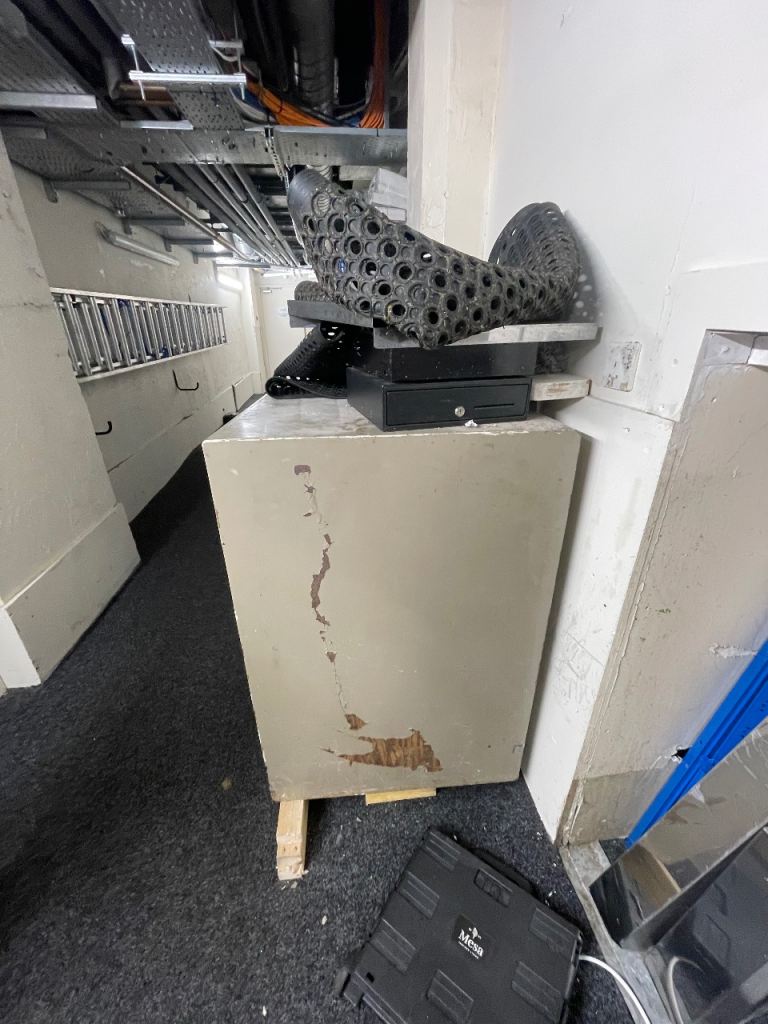 Chubb industrial safe