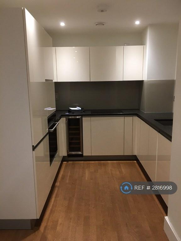 2 bedroom flat in Admiralty Building, Kingston Upon Thames, KT2 (2 bed) (#2816998)